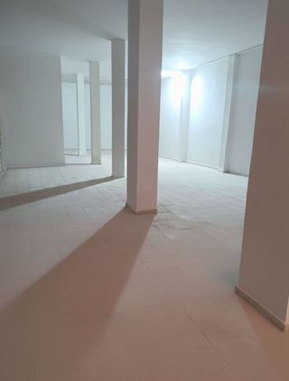 Local comercial en alquiler en Zona de la Vega en Antequera