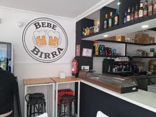 Bar cafetería sin cocina en bellavista