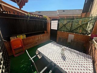 Casa adosada en venta en Meco pueblo en Meco