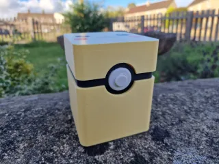 Caja para cartas Pokémon - Pikachu