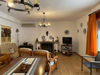Chalet en venta en Elda