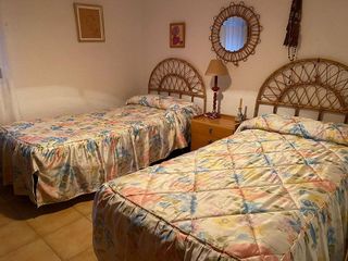 Chalet en venta en Elda