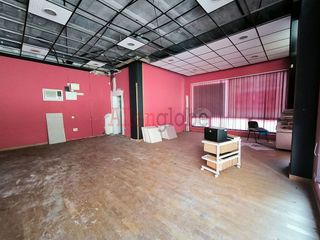 Local comercial en venta en Milán - Pumarín - Teatinos en Oviedo