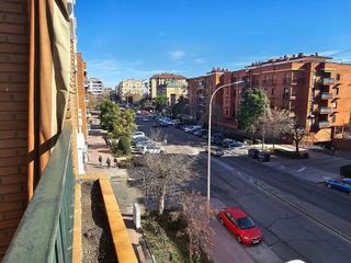 Piso en alquiler en Ciudad Jardín - Zoco en Córdoba