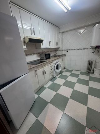 Piso en alquiler en Hospitales - Campus en Salamanca