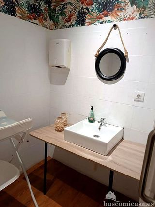 Local comercial en venta en Linares