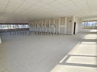 Oficina en venta en Venta de Baños