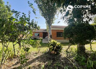 Chalet en venta en Novés