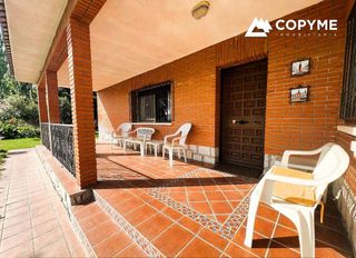 Chalet en venta en Novés