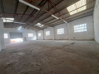 Nave industrial en venta en Mas Rampinyó - Carrerada en Montcada i Reixac