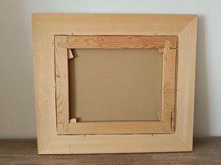 Cuadro bodegón lámpara y reloj