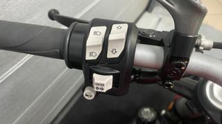 Ducati Monster 821 Roja