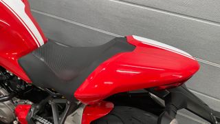 Ducati Monster 821 Roja