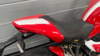 Ducati Monster 821 Roja