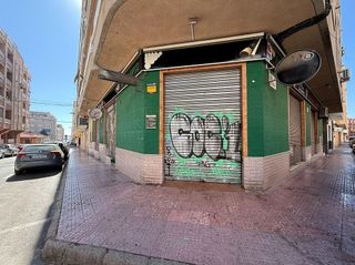 Local comercial en venta en Playa del Cura en Torrevieja