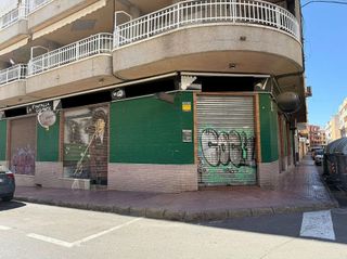 Local comercial en venta en Playa del Cura en Torrevieja