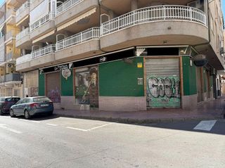 Local comercial en venta en Playa del Cura en Torrevieja