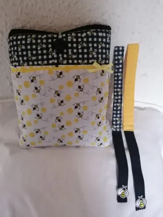 Funda libro bolsillo delantero hecho a mano