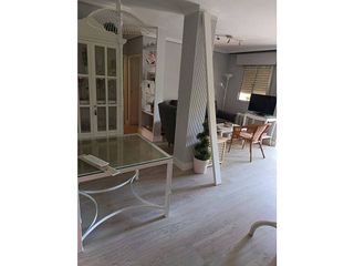 Piso en venta en Cruz Roja en Sevilla