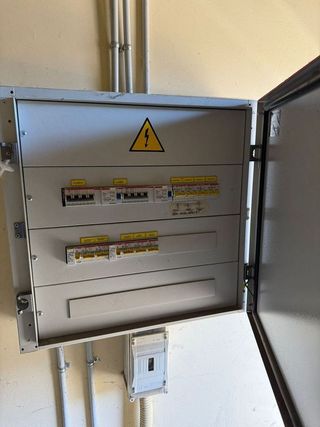 Nave industrial en alquiler en Reyes Católicos en Alcalá de Henares