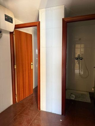 Nave industrial en alquiler en Reyes Católicos en Alcalá de Henares