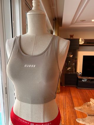 Top Guess gris talla XS