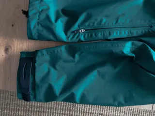 Chubasquero UEFA Verde