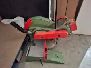 Ingletadora 220V para madera/aluminio