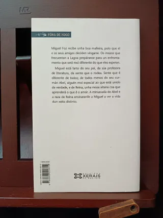 Lote 3 libros novos en galego (Ledicia Costas...)
