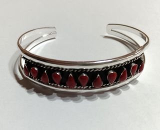 Pulsera Alpaca con Piedras Rojas