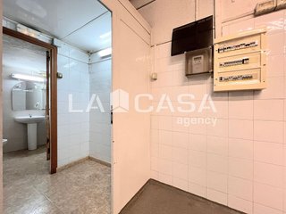 Local comercial en venta en La Verneda i la Pau en Barcelona