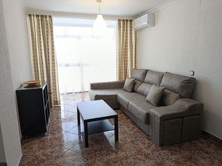 Piso en alquiler en Parque Mediterráneo - Santa Paula en Málaga