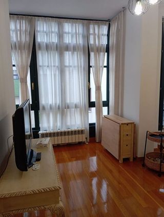 Piso en alquiler en Zona Teatro Campoamor en Oviedo