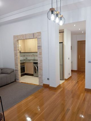 Piso en alquiler en Zona Teatro Campoamor en Oviedo