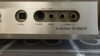 Amplificador Onkyo TX-SR601E Plata