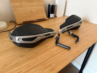 Kit paramanos Triumph Scrambler 1200 Originales