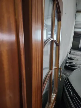 Puertas de madera maciza con cristal