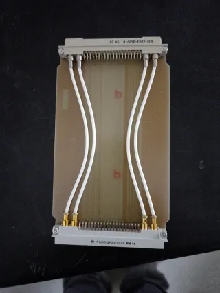 Cable Riser es un cable elevador (riser cable) PC