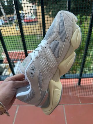 New Balance 9060 Gris