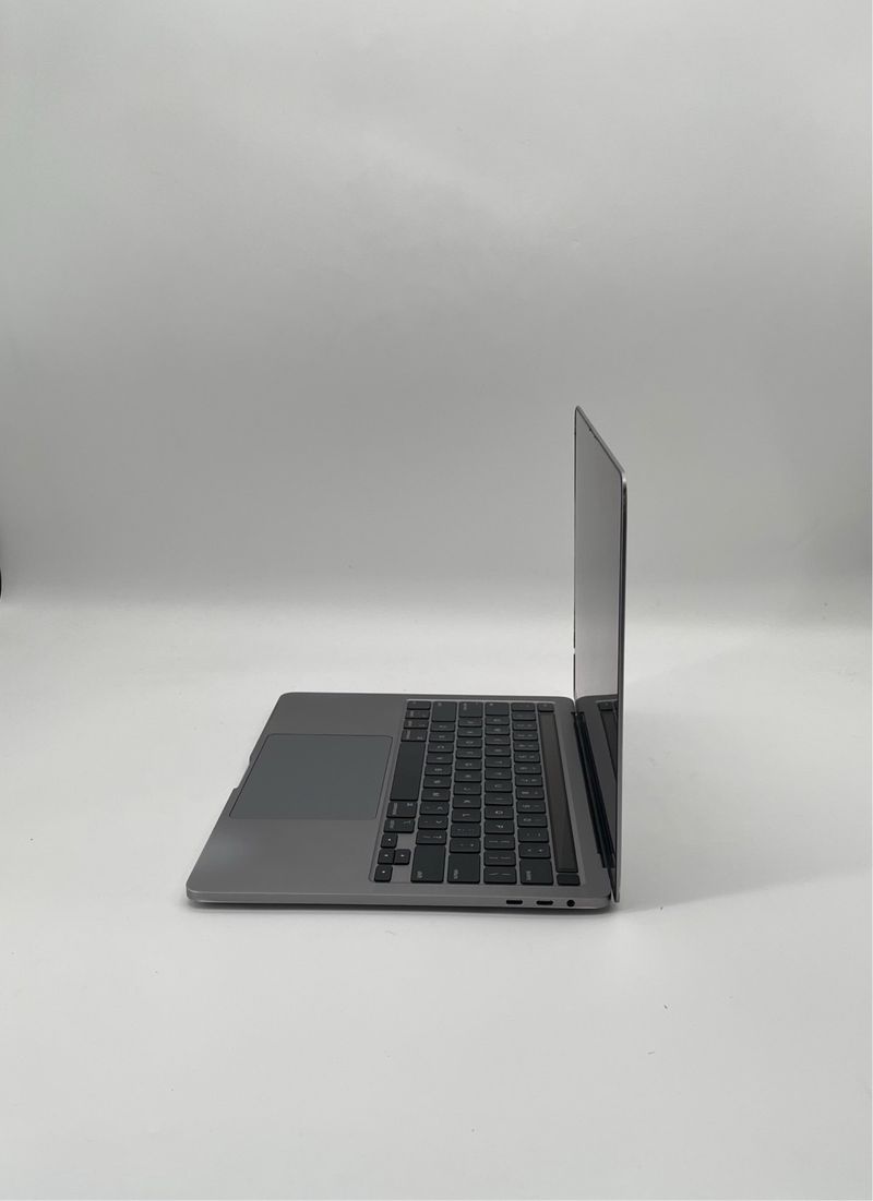 MacBook Pro 13 mid 2020 afbeelding 3