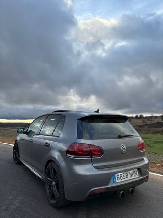 volkswagen golf R 2010