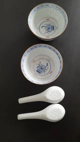 Juego 2 cuencos chinos porcelana, con cuchara