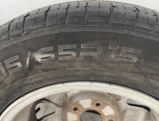 Kia 142561 juego llantas k9965656050 carnival 2.9