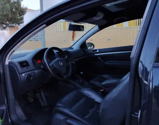 Volkswagen Golf 2004