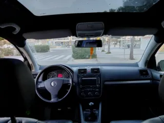 Volkswagen Golf 2004