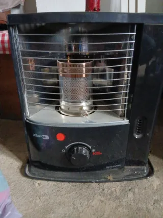 Estufa de parafina Zibro