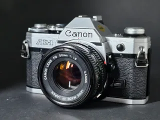 Canon AE-1 Cámara Analógica FD 50mm 1:1.8