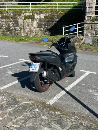 Honda PCX 125 gris