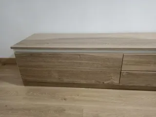 Mueble TV salón madera