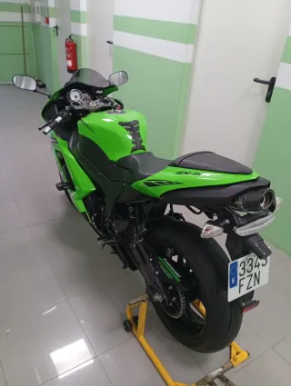 Kawasaki ninja zx6r 2008